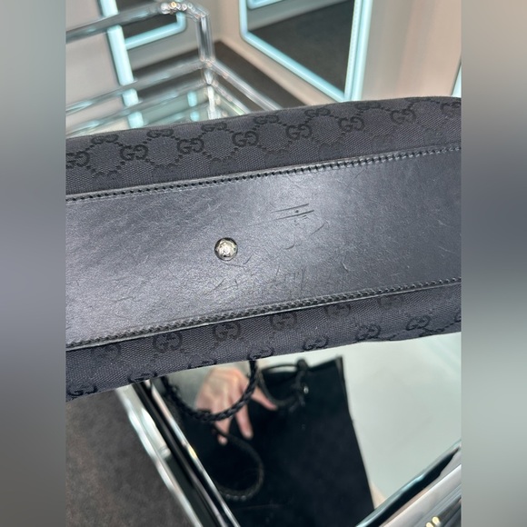 Gucci Tote - Picture 5 of 13